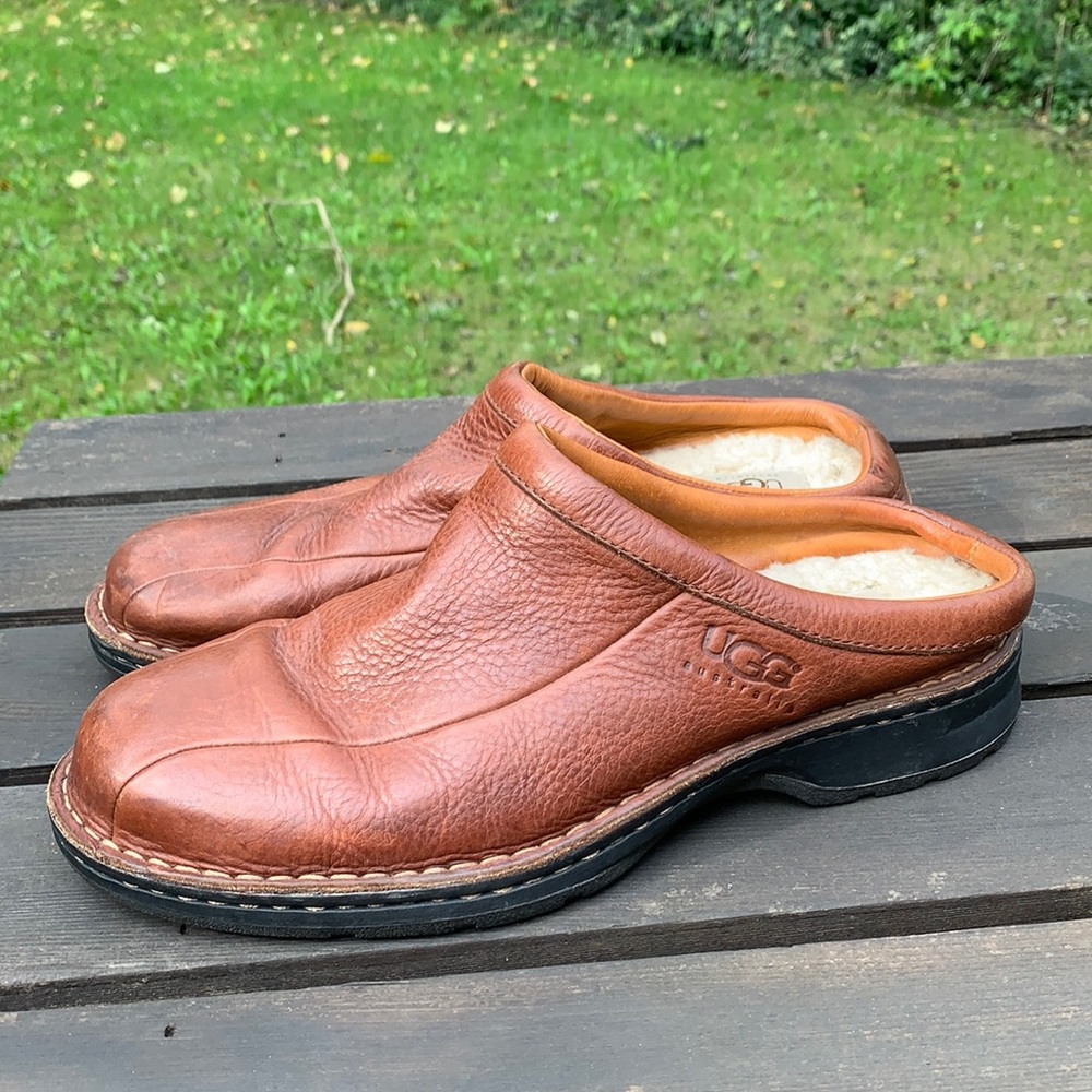 Ugh leather slip on mule clog 11 1/2